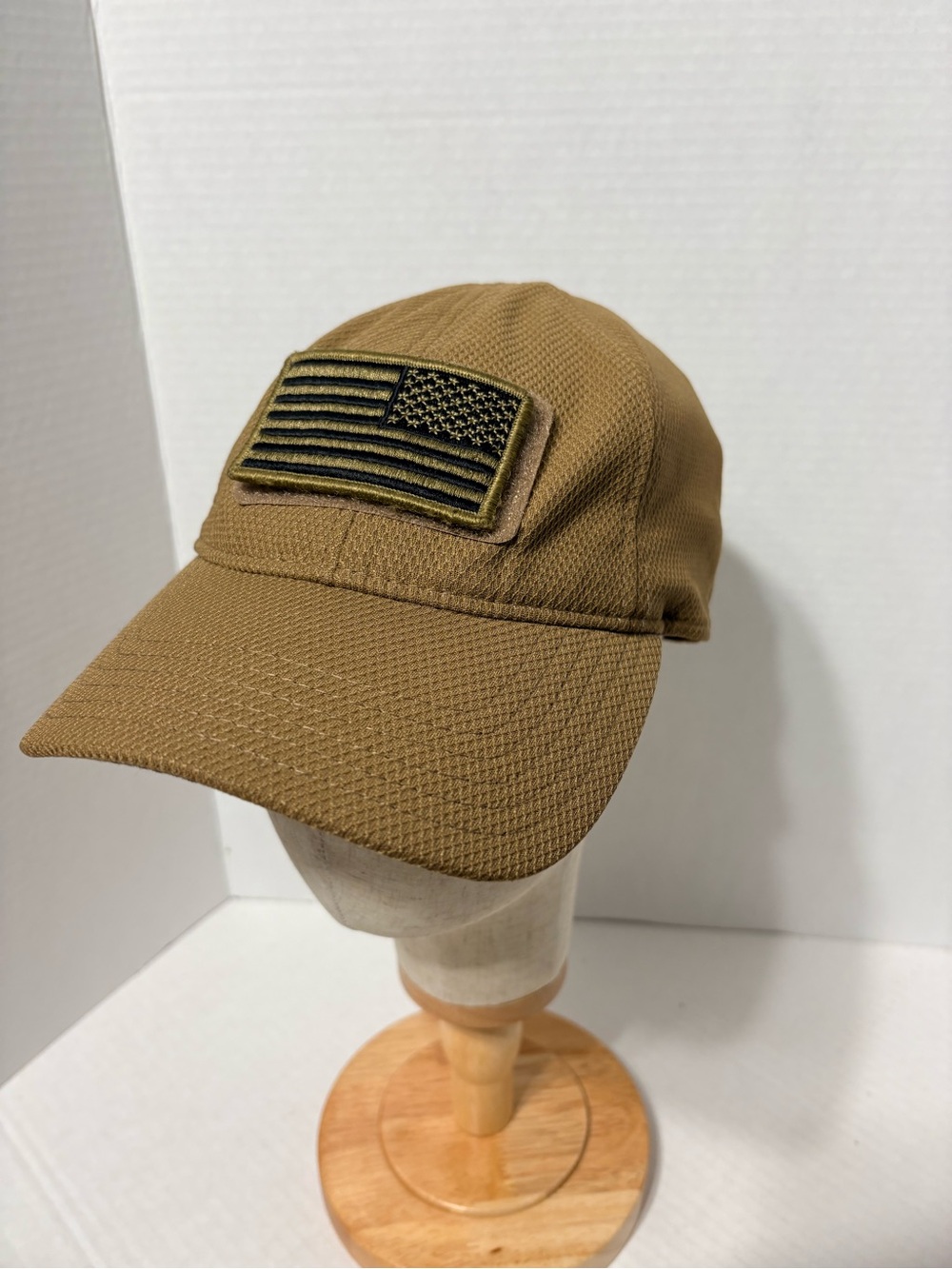 Oakley Tan Tactical O-Hydrolix  Mesh‎ Baseball Cap with USA Reverse Flag Patch